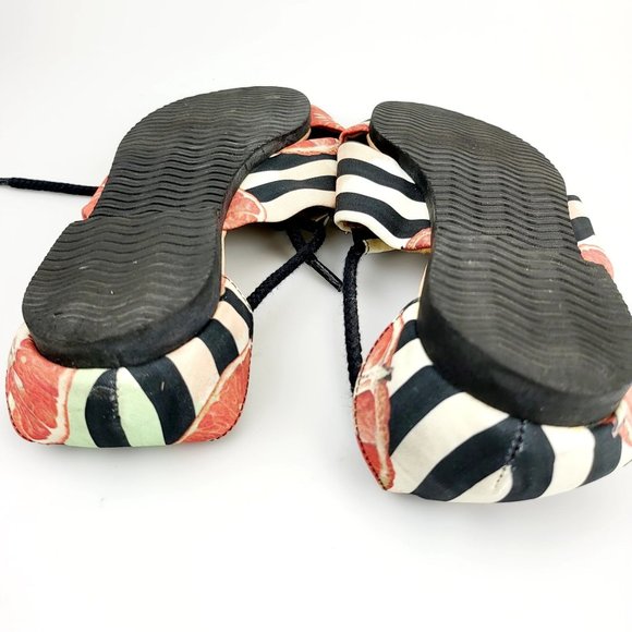 INSECTA Black white Striped Orange Fruit UNISEX Vegan Flats M 6.5 W 7.5 Peep Toe - Picture 10 of 11